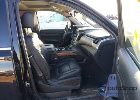 2017 Chevrolet Suburban Premier from USA, damaged, VIN 1GNSCJKC7HR152160